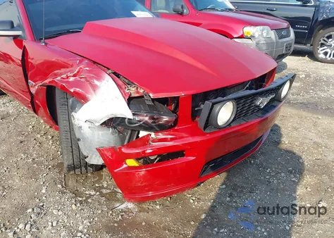 2008 Ford Mustang Gt Deluxe/Gt Premium из США, поврежденный, VIN 1ZVHT82H485128653